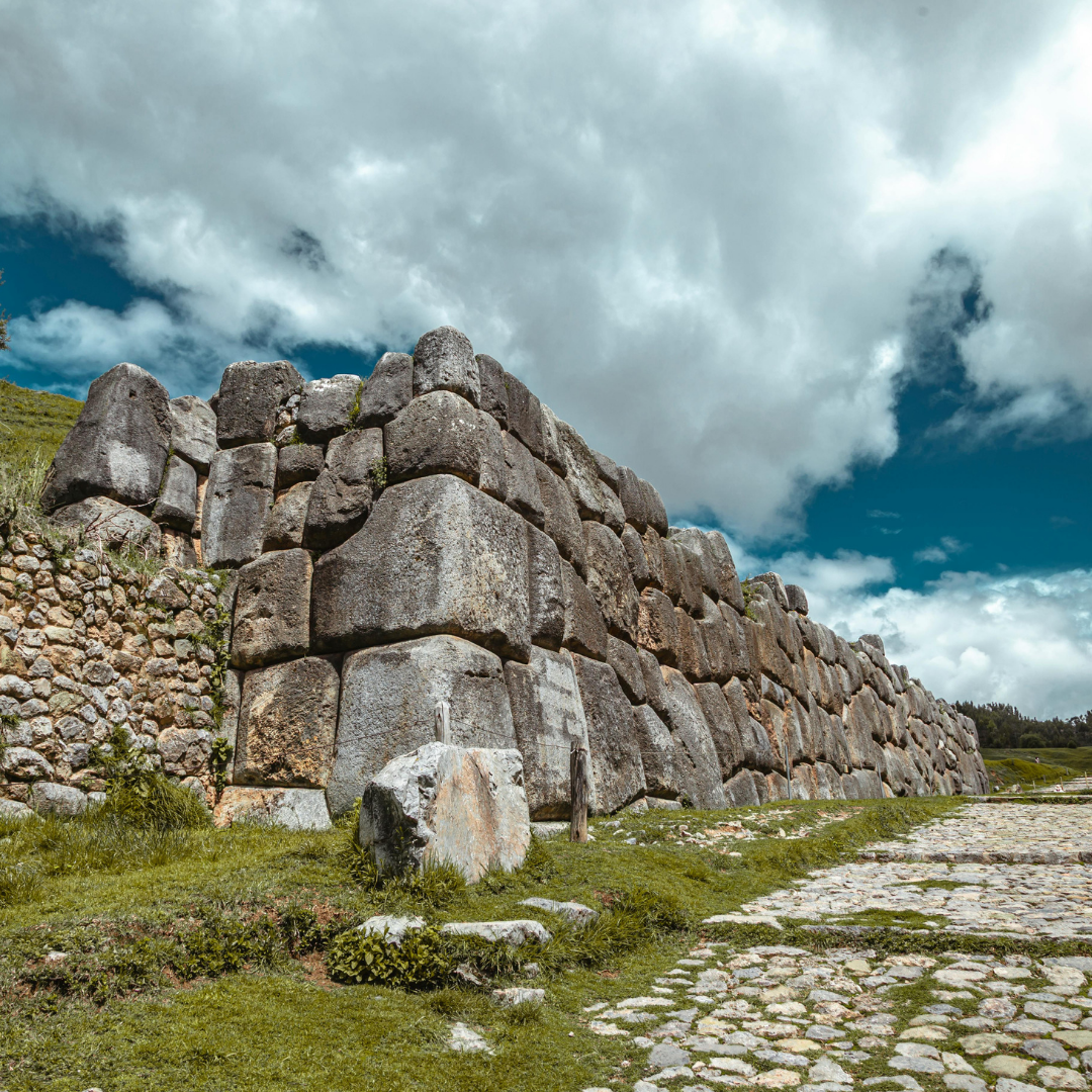 Natural Stone Retaining Walls 5 Natural Stone Retaining Walls (5)