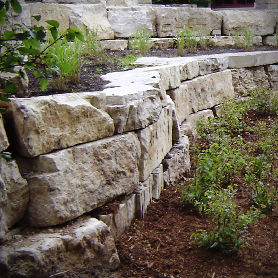 Natural Stone Retaining Walls 7 Natural Stone Retaining Walls (7)