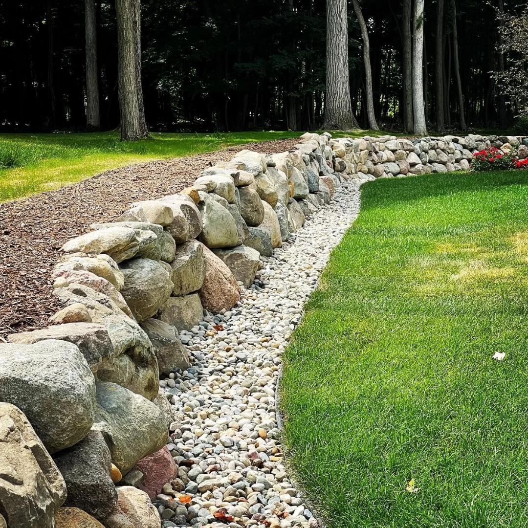 Natural Stone Retaining Walls 8 Natural Stone Retaining Walls (8)